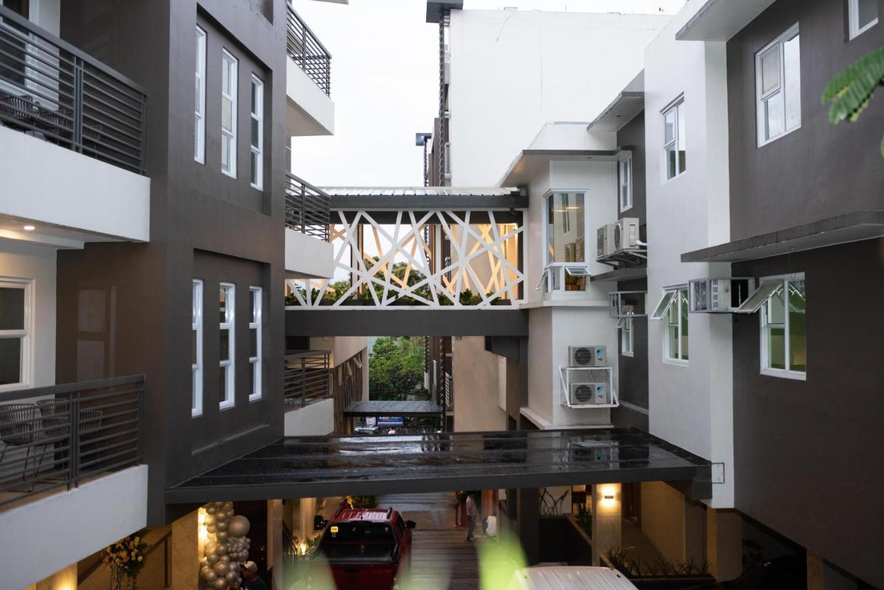 Hotel Areca Legazpi City Exteriör bild