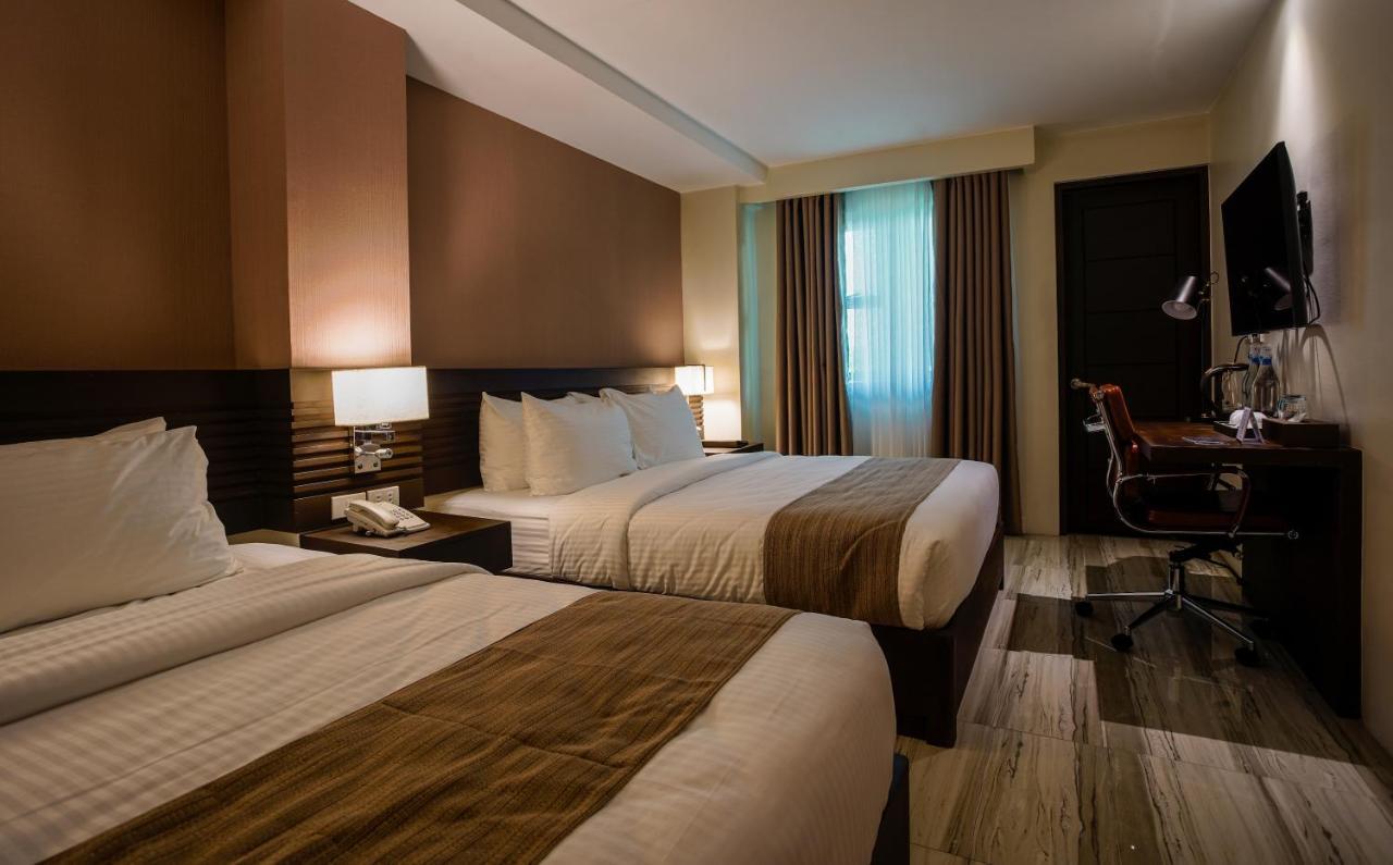 Hotel Areca Legazpi City Exteriör bild