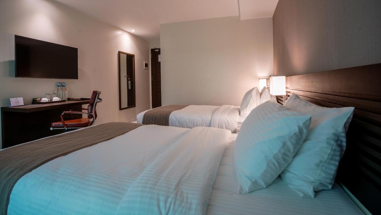 Hotel Areca Legazpi City Exteriör bild